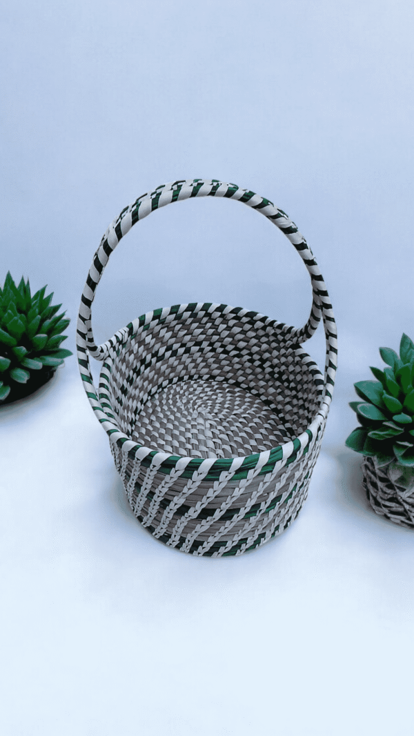 01OD007_5 Storage Basket with Handle