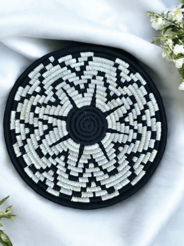 01OD036_3 Handwoven Floral Sabai Grass Wall Decor Plate