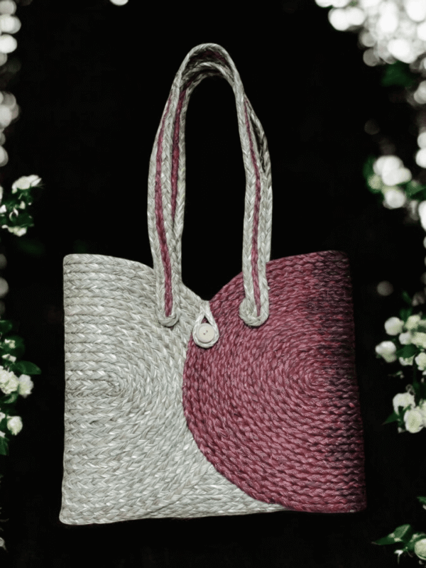 01OD044_1 Noir and Gold Contrast Handbag