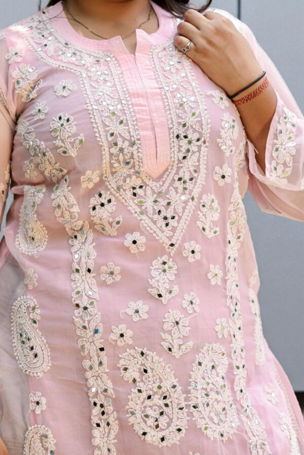 Elegant Pink Chikankari Kurta