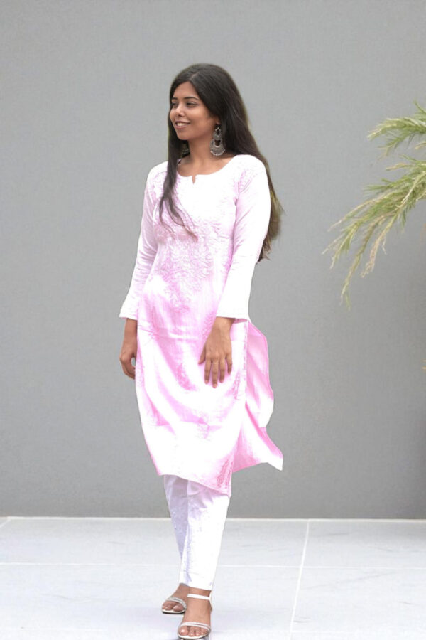 01UP028_103 Pastel Paradise Lucknow Chikankari Kurta