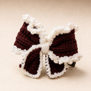 01PB001_1 Snow Trim Crochet Bow Hair Clip