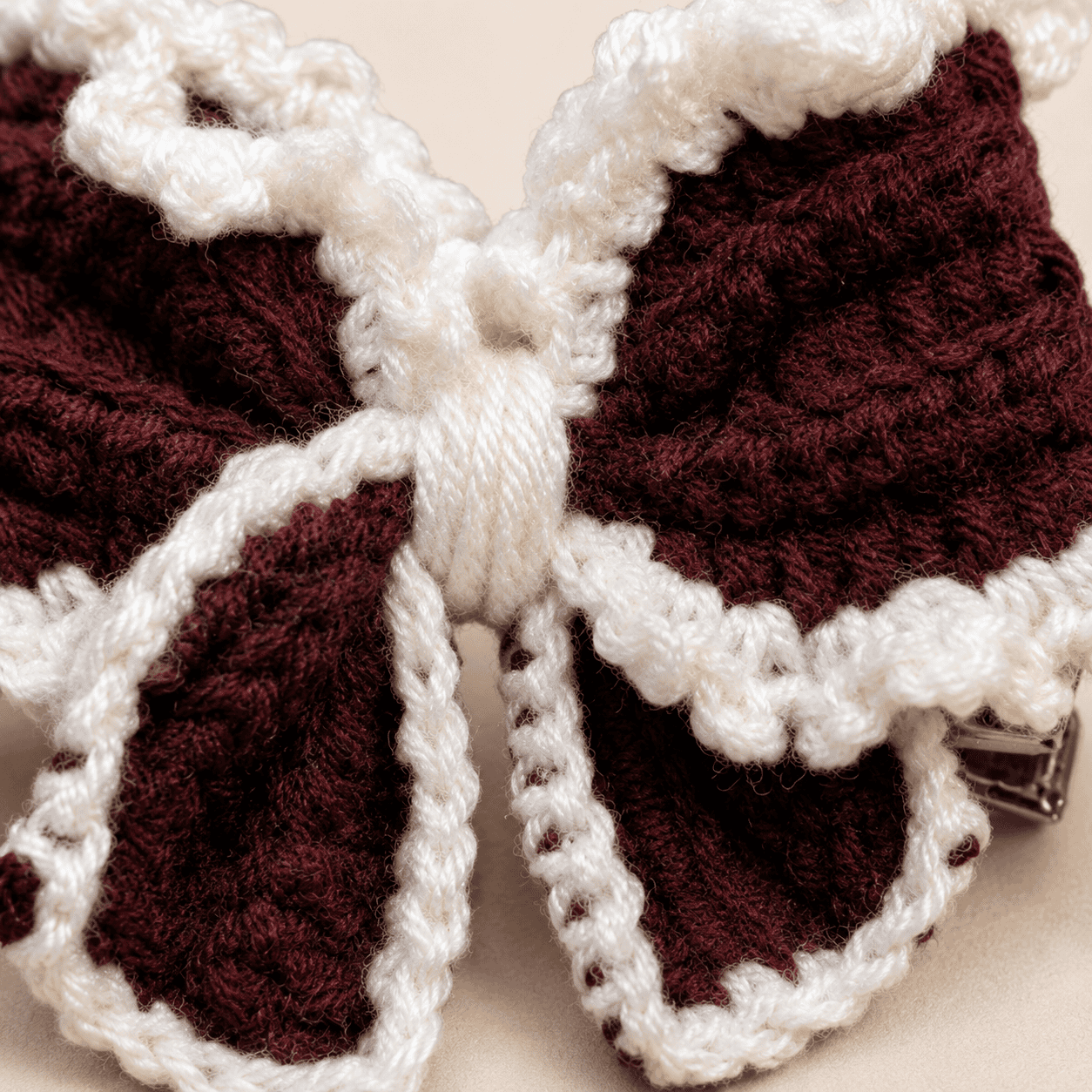 Snow Trim Crochet Bow Hair Clip - Image 3