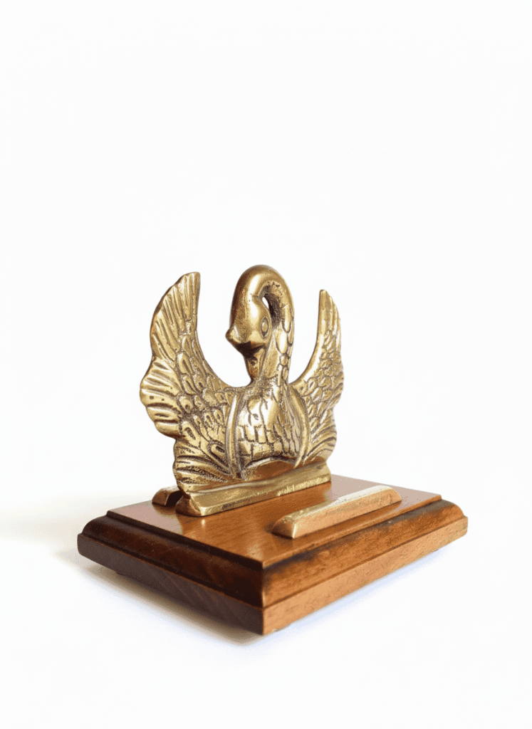 Brass Swan Decorative Showpiece